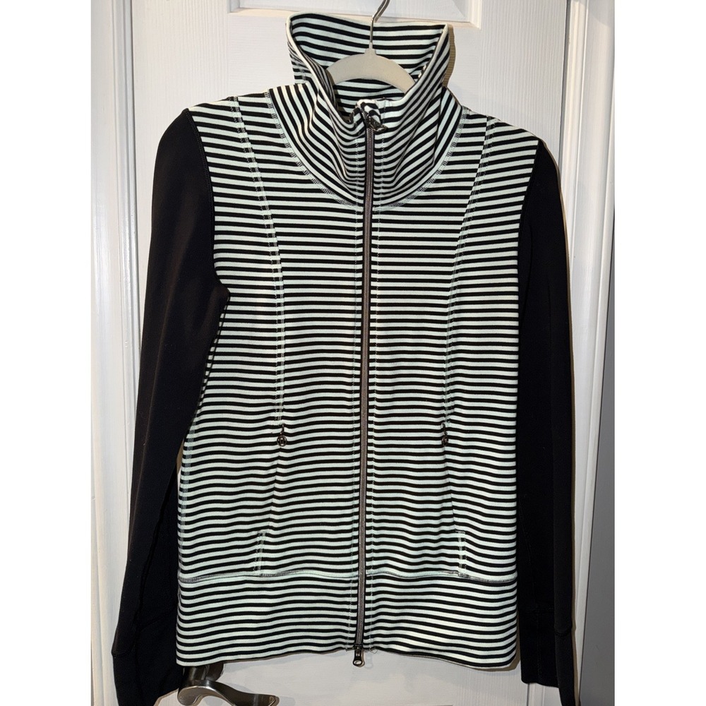 Lululemon Women's Zip-Up Jacket Black & Mint Green Striped Size 6  Athletic Yoga